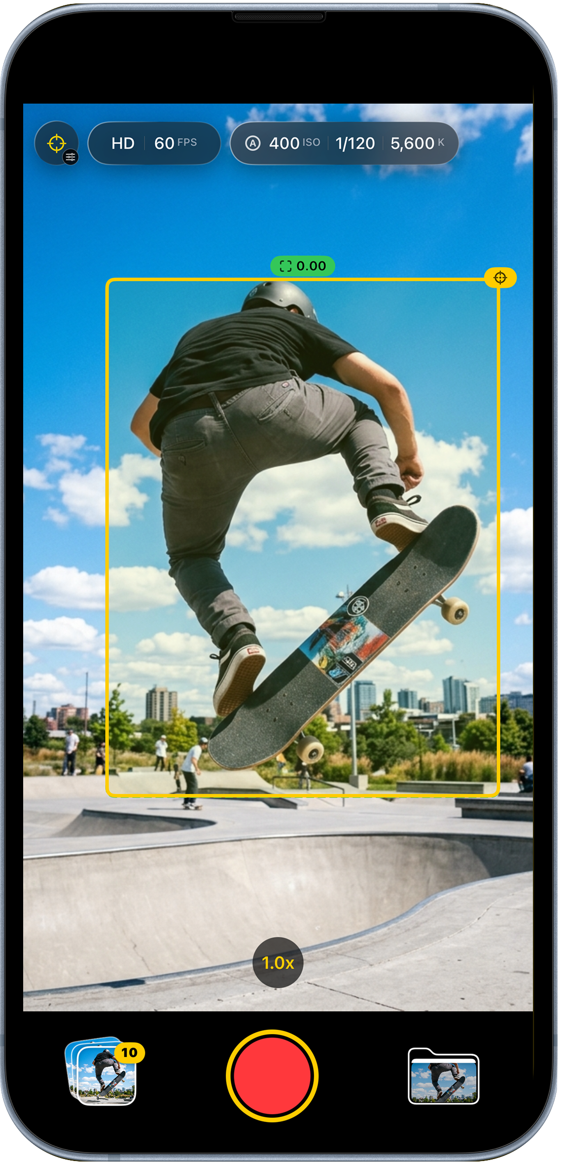 SpeedLens main screen showing camera controls and a tracked skateboarder.